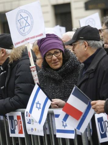 En Francia se celebra conferencia simbólica sobre Israel y Palestina