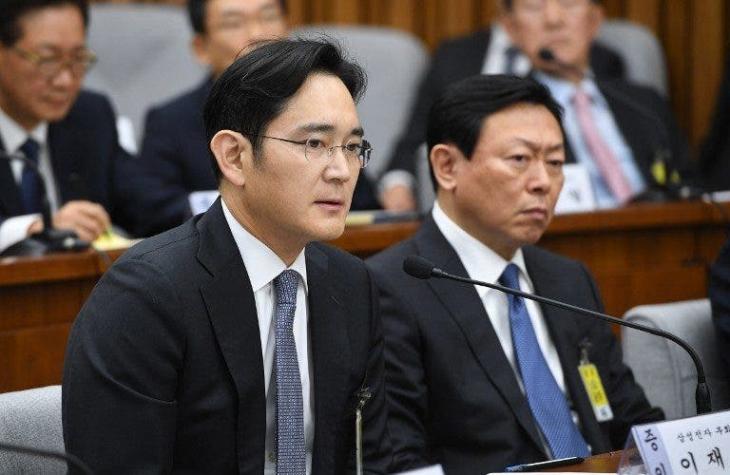 Samsung rechaza acusaciones de soborno