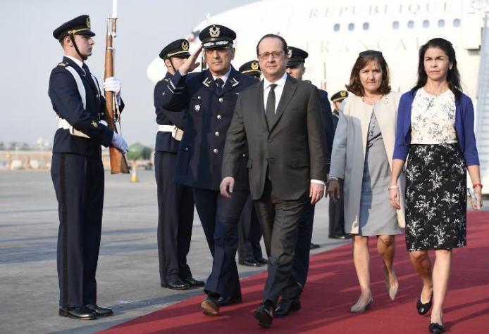 Hollande abre en Chile su última gira por América Latina