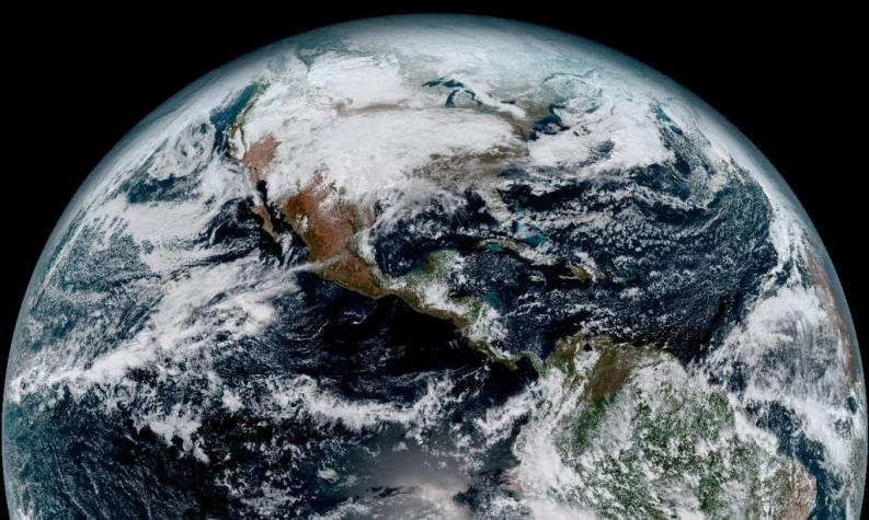 Nuevo satélite fotografía en HD a la Tierra, la Luna y a Chile