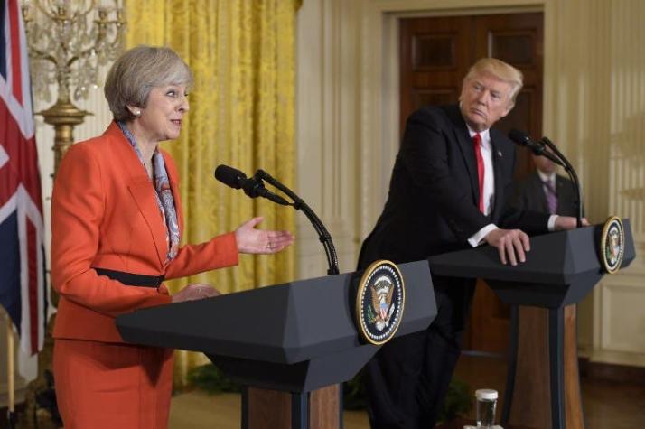 Donald Trump y Theresa May decidieron comenzar "inmediatamente" conversaciones comerciales