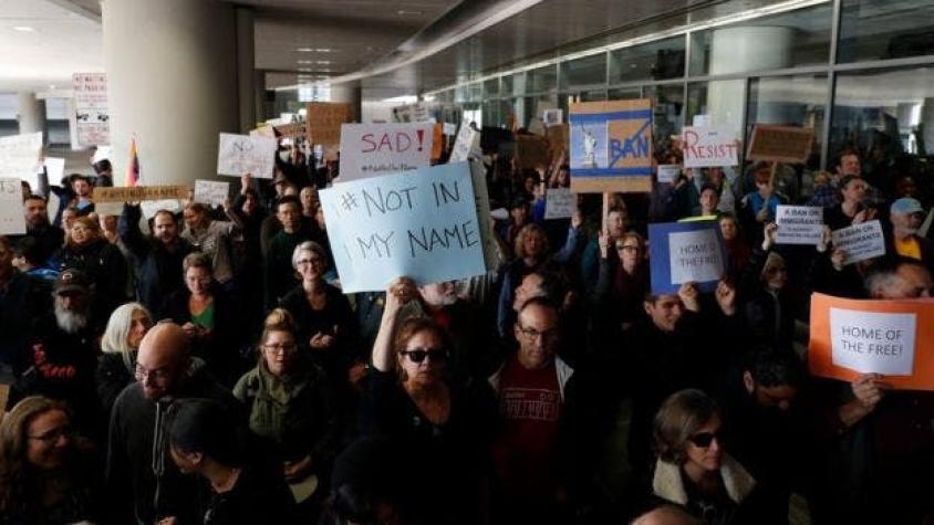 Compañías aéreas autorizan viajes a EE.UU. tras bloqueo del decreto Trump