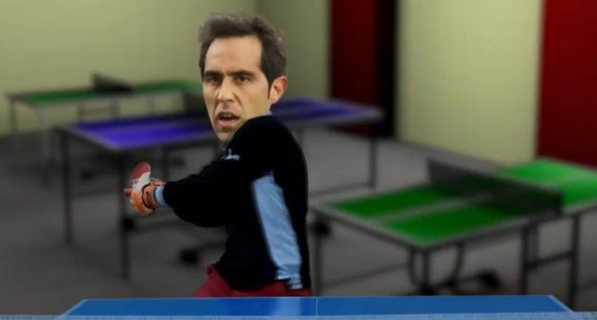 [VIDEO] El juego de ping pong que se burla de Bravo, Vidal y de grandes cracks del fútbol