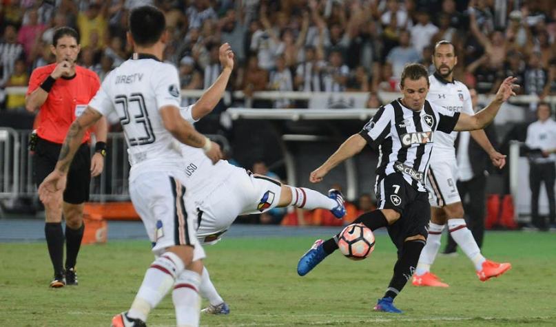 [VIDEO] Los goles en la derrota de Colo Colo ante Botafogo por Copa Libertadores