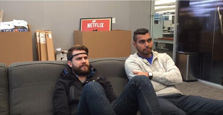 [VIDEO] Mindflix: El dispositivo que te permitirá usar Netflix sólo con tu cabeza