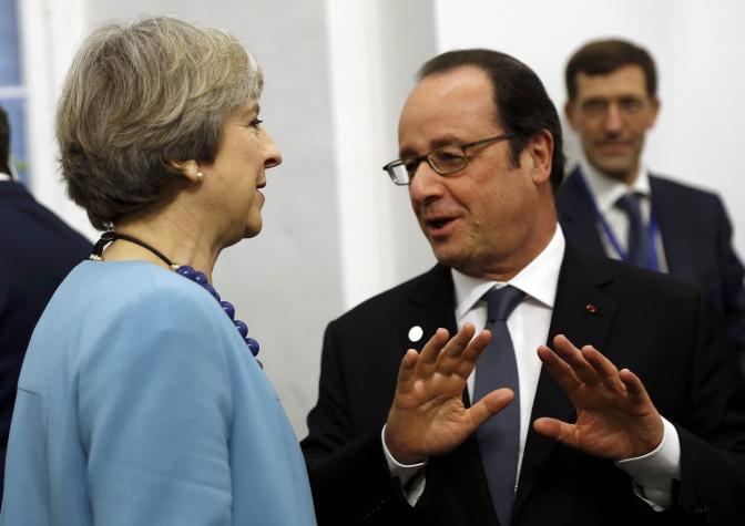 Hollande, el más duro crítico de Trump en Cumbre Europea