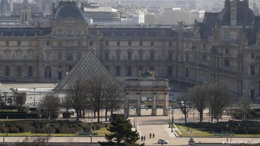El Louvre reabre sus puertas tras "ataque terrorista"