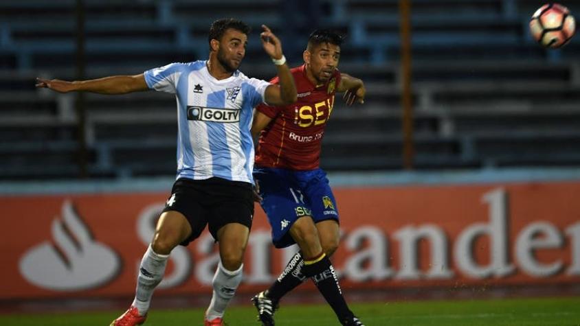 Unión Española sale a abrochar su paso a la tercera fase de la Libertadores ante Cerro