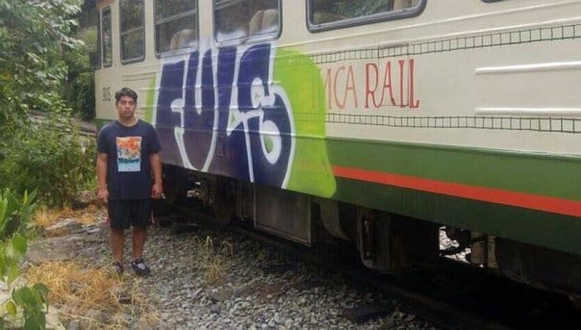 Liberan a chileno detenido por hacer graffiti en tren de Cusco
