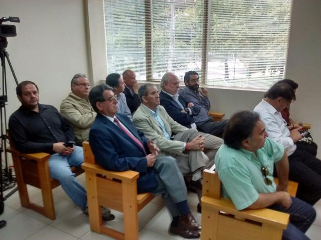Curicó: Formalizan a 11 concejales y ex concejales por fraude al fisco