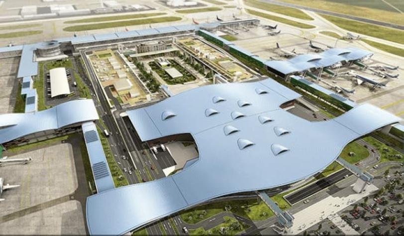 Cómo el Aeropuerto de Santiago pasó de una pequeña terminal a proyectar 30 millones de pasajeros
