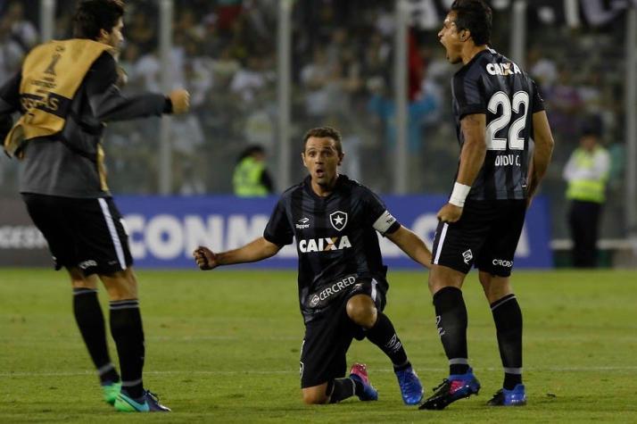 Los provocadores mensajes de Botafogo contra Colo Colo en Twitter: "¡Hasta luego, Cacique!"