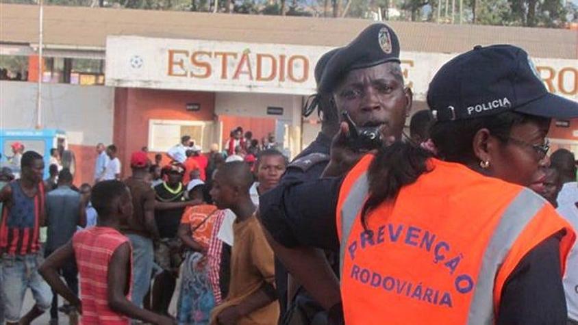 Avalancha durante partido en Angola deja al menos 17 fallecidos