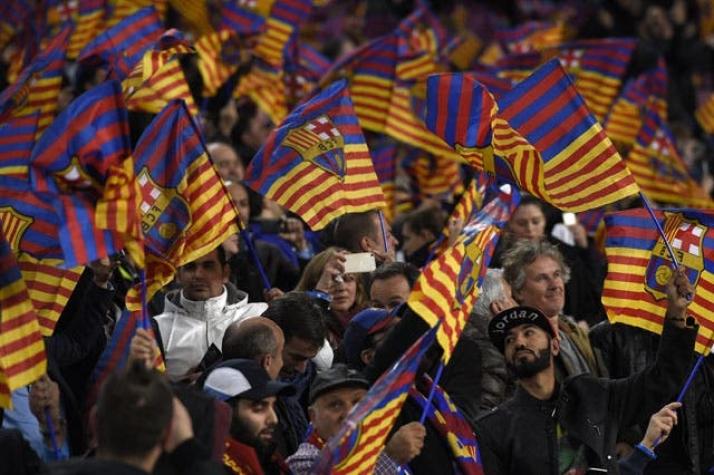 [VIDEO] Enfrentamiento entre hinchas de Alavés y FC Barcelona deja un herido grave
