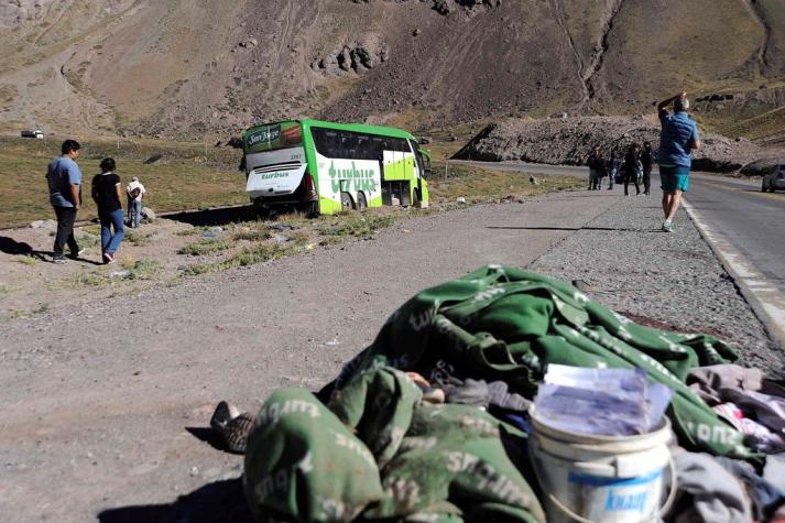 PDI confirma la muerte de por lo menos una chilena en accidente de Turbus en Argentina