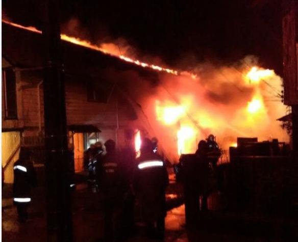 Gran incendio en Puerto Montt dejó a tres personas fallecidas
