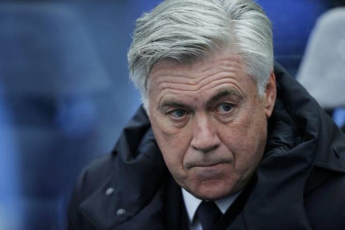 Ancelotti no es sancionado tras su gesto a aficionados del Hertha Berlín