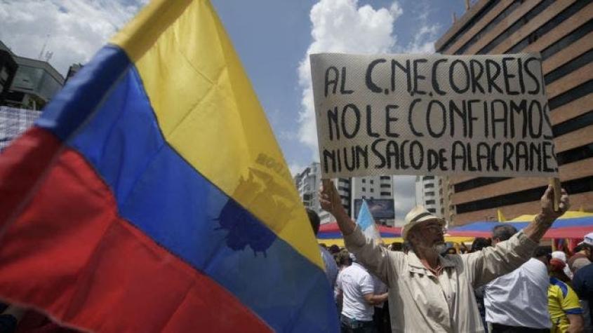 Ecuador en vilo ante resultados electorales parciales que no confirman la victoria de Lenín Moreno