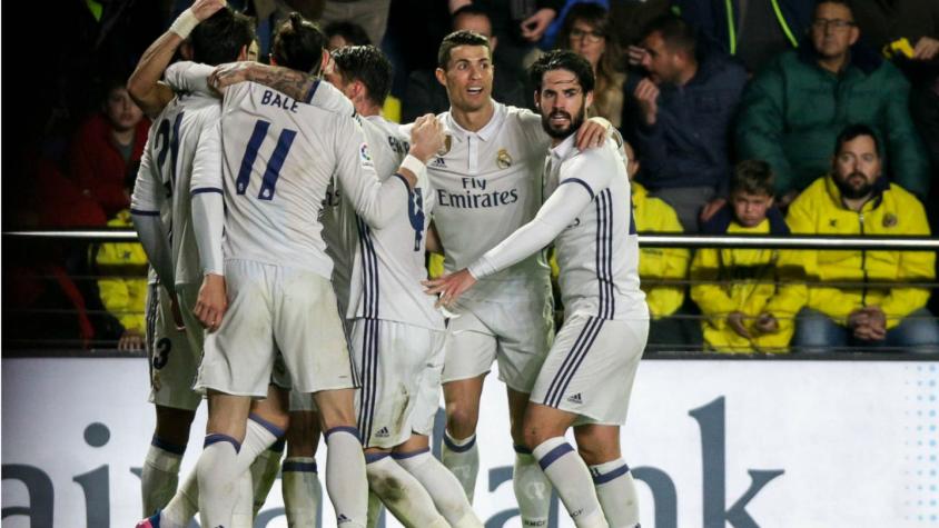 Real Madrid gana luchando y mantiene la punta en la liga española