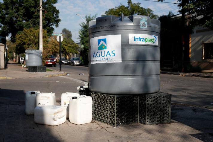 Compañía estima que a las 20 horas se comenzará a inyectar agua en las cañerías de Santiago