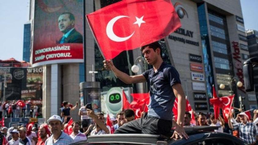 Turquía tacha a Alemania de “fascista”