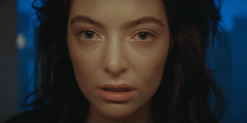 [VIDEO] Lorde lanza su esperado y bailable nuevo single "Green light"