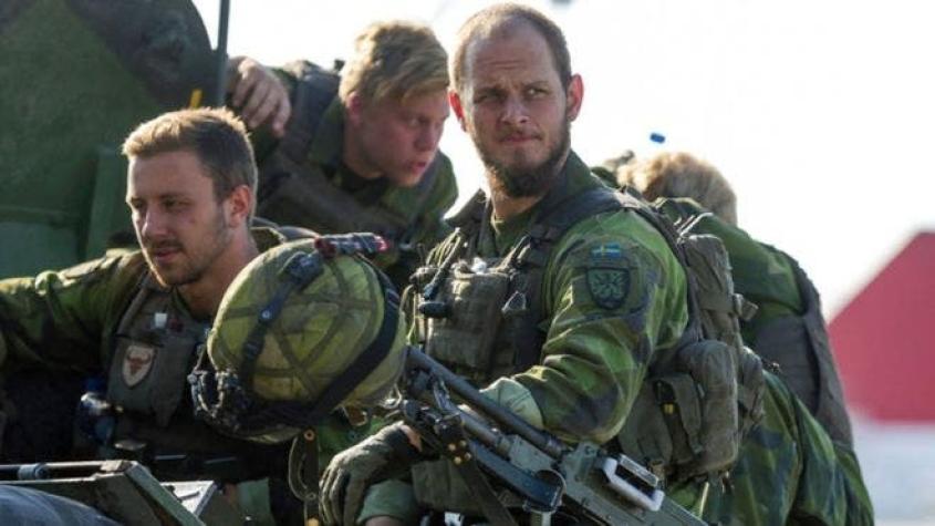 Cómo la amenaza de Rusia en el Báltico llevó a Suecia a restablecer el servicio militar obligatorio