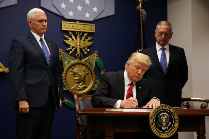 Gobierno de Trump apelará a bloqueo judicial de decreto migratorio