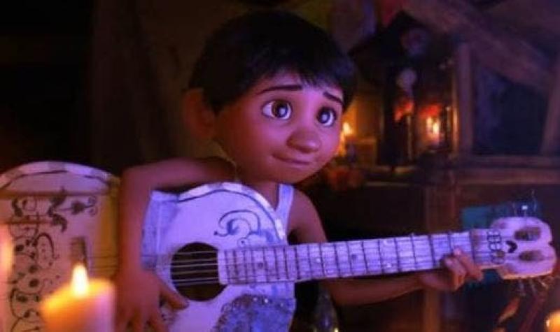 [VIDEO] El emotivo adelanto de "Coco", la nueva gran apuesta de Disney-Pixar