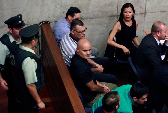 Fraude en Carabineros: ex funcionarios implicados enfrentan control de detención