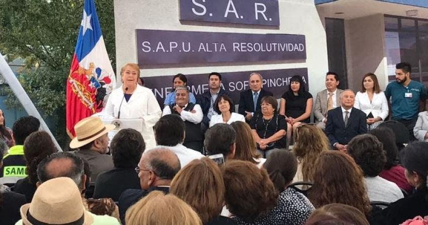 Bachelet anuncia envío de proyecto que crea licencia médica para padres con hijos enfermos graves