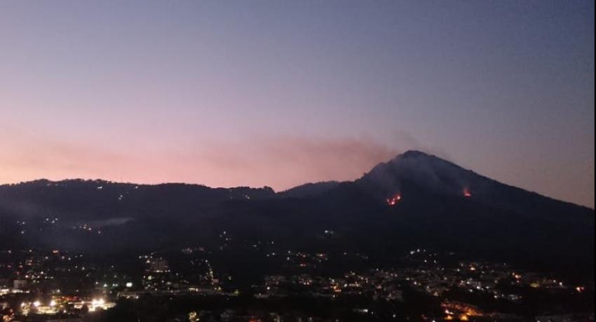El Salvador declara alerta amarilla por incendios forestales