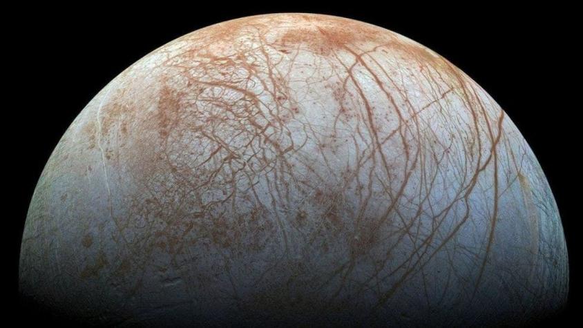 ¿Por qué Europa, la luna helada de Júpiter, es el mejor lugar para encontrar vida extraterrestre?