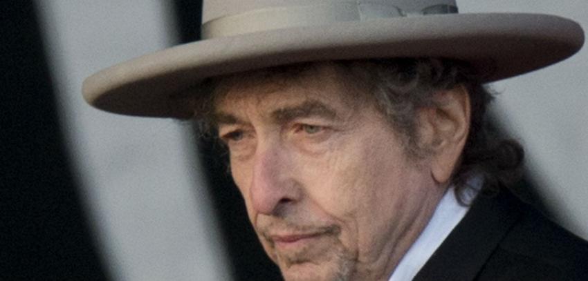 Bob Dylan tiene plazo hasta el 10 de junio si quiere quedarse con el dinero del Premio Nobel