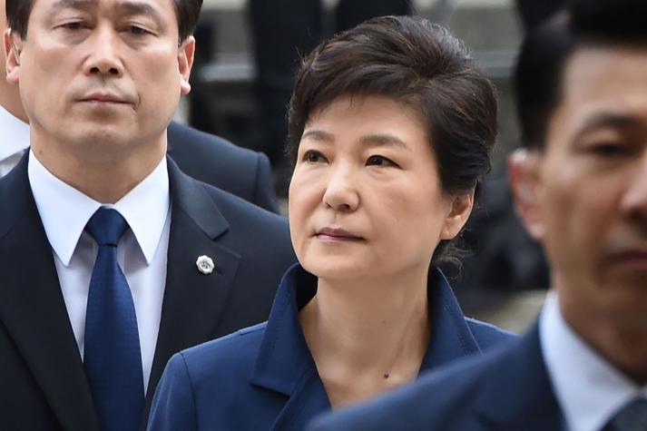 Detienen a ex Presidenta surcoreana destituida por corrupción