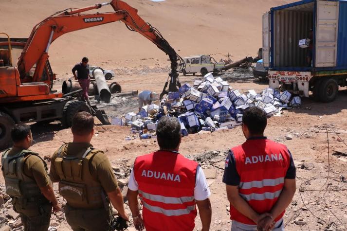 Aduanas destruye más de 3 mil litros de cerveza abandonada en Iquique