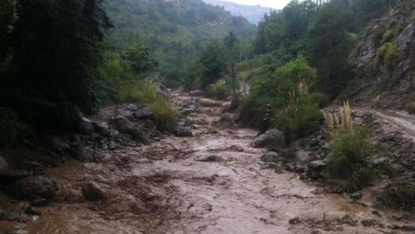 Balance tras aluviones en zona precordillenara de Región Metropolitana: 4 muertos y 3 desaparecidos