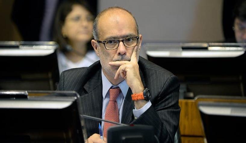 IPoM: Valdés vincula recorte de proyección de crecimiento con incendios y huelga en Escondida