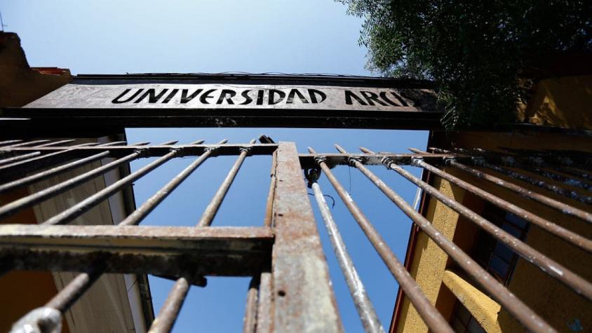 Estudiantes de Arcis refuerzan ofensiva contra administrador provisional
