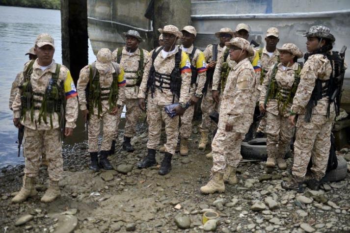 Guerrilla FARC se ofrece a reconstruir ciudad colombiana tras alud