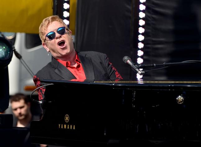 Elton John sufrió de una infección bacteriana "potencialmente mortal" durante su gira por Sudamérica