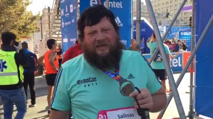 [VIDEO] Sudando la "gota gorda": Los 10K de Rodrigo Salinas en Maratón de Santiago