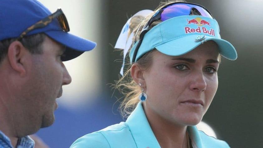 El llanto de la golfista que perdió un torneo por el email de un telespectador