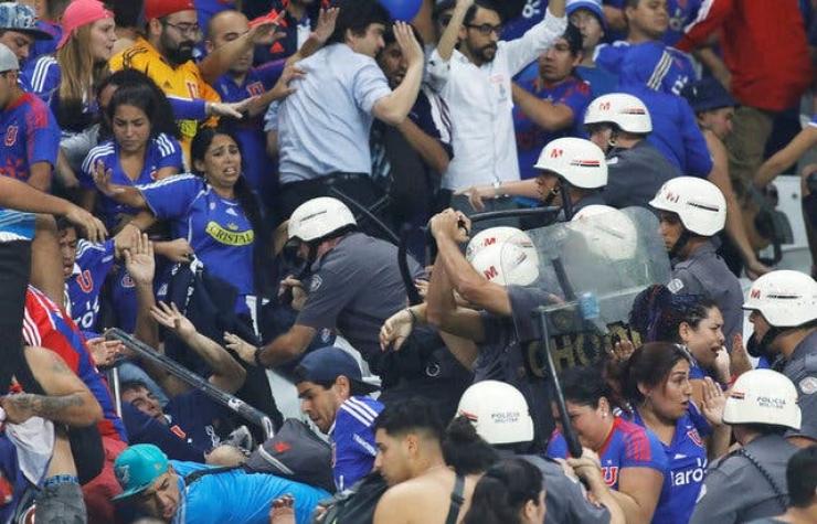 Barristas de la “U” deben pagar fianza para ser liberados tras incidentes en Copa Sudamericana