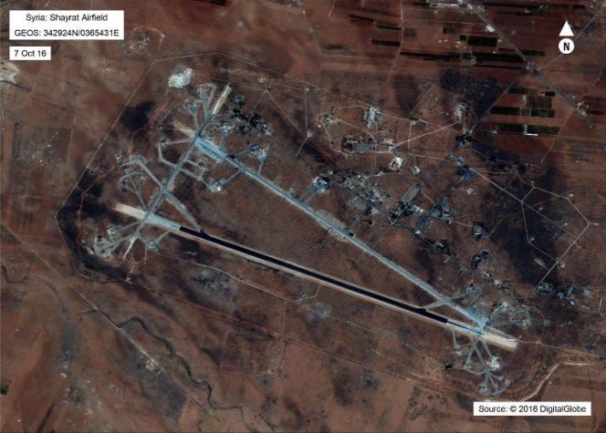 Aviones despegan de base atacada por EE.UU. en Siria y bombardean lugares cercanos