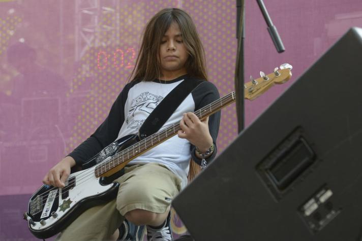 El hijo de 12 años del bajista de Metallica tocará en la gira de Korn