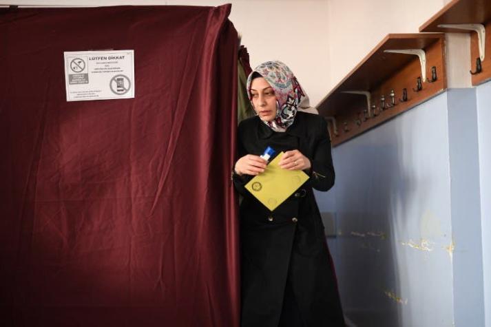 La oposición dice que impugnará el resultado del referéndum en Turquía
