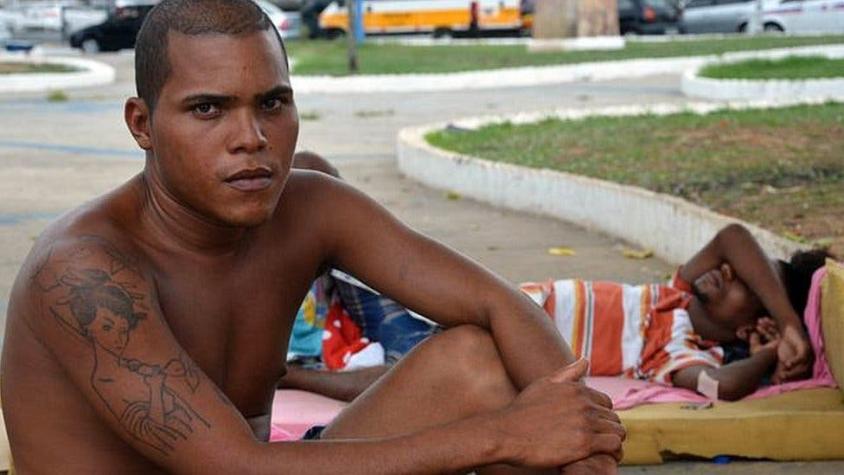 La brutal vida de miles de niños y jóvenes en las calles de Salvador de Bahía en Brasil
