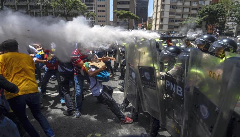 Comunidad internacional en alerta por violencia en Venezuela