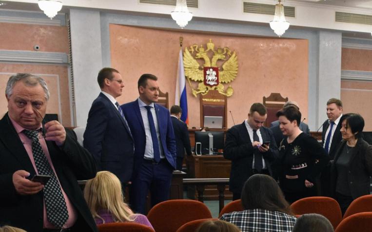 Corte Suprema rusa prohíbe a los Testigos de Jehová por extremismo
